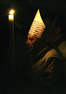 New Pope blesses masses