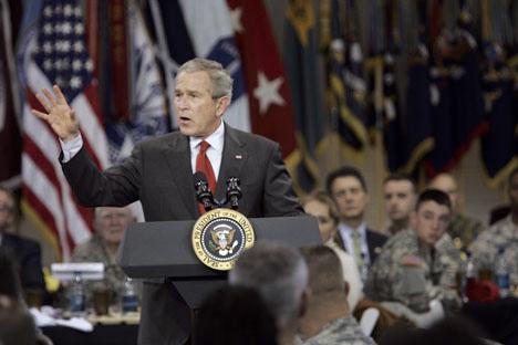 President Bush delivers a speech to troops and their families at Fort Benning, Ga. Thursday, Jan. 11, 2007. (AP Photo/Gerald Herbert) GERALD HERBERT
