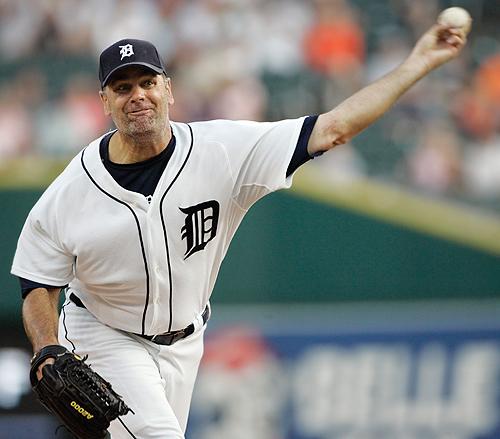 Detroit Tigers starter Kenny Rogers delivers against the Chicago White Sox on Wednesday in Detroit. Rogers had been out since July 26 with inflammation in his left elbow. THE ASSOCIATED PRESS, DUANE BURLESON
