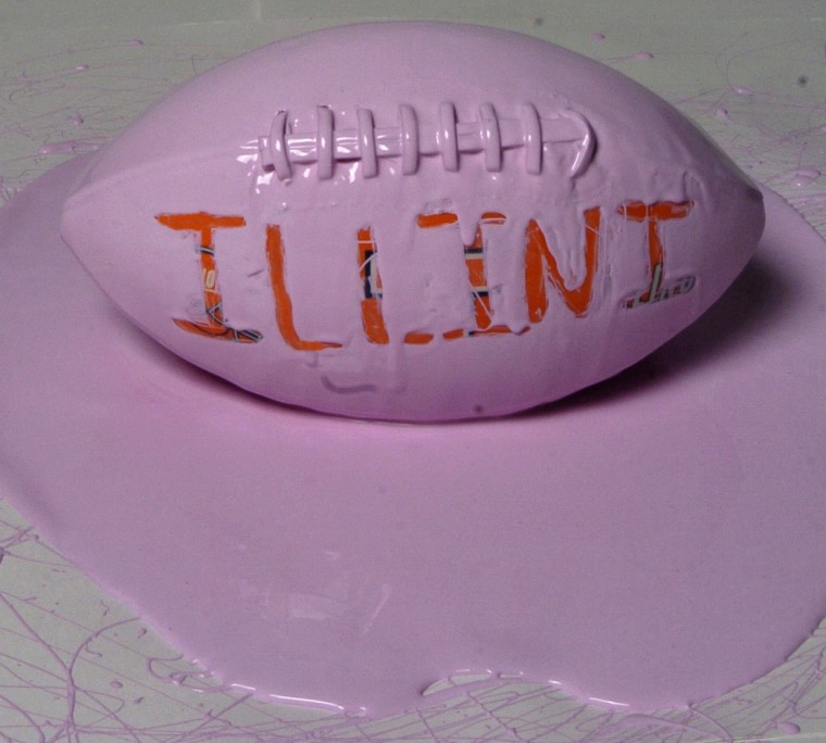 Iowa's pink locker rooms don't scare Illini football The Daily Illini
