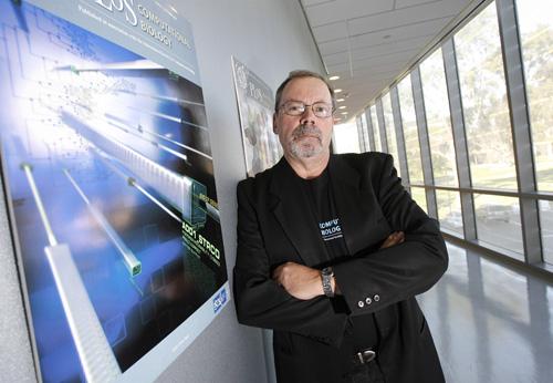 Dr. Phillip Bourne, creator of video-sharing site SciVee.com, poses outside his lab at the University of California, San Diego Thursday, Nov. 15, 2007 in San Diego. Bourne, a pharmacologist at UCSD, wanted a reputable virtual place where researchers coul Denis Poroy, The Associated Press
