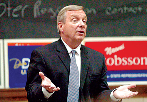 Senator Dick Durbin speaks with Students For Barack Obama on Tuesday night in Gregory Hall. Erica Magda

