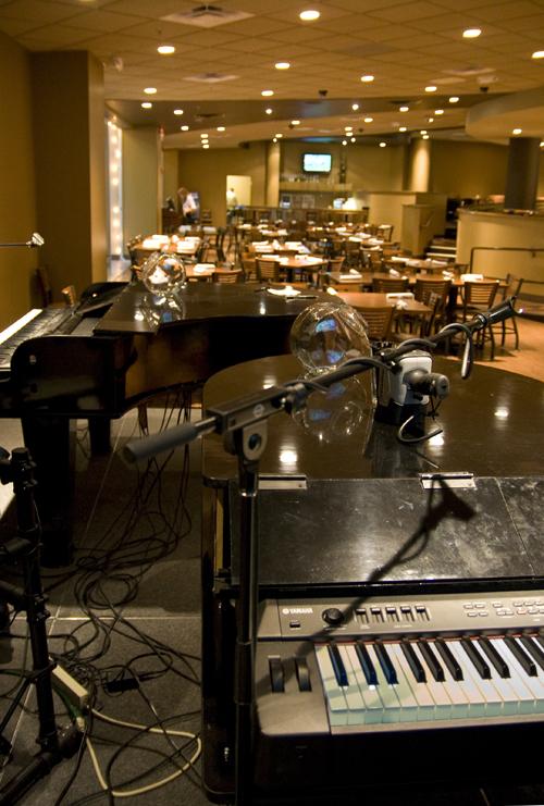 The Dueling Pianos, which regularly entertain guests, sit silently at 88 Broadway in Lincoln Square Mall. The bar opened on July 5 of this year. Erica Magda
