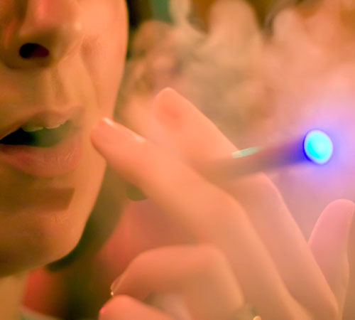E-cigarettes+fad+lets+smokers+indoors+again