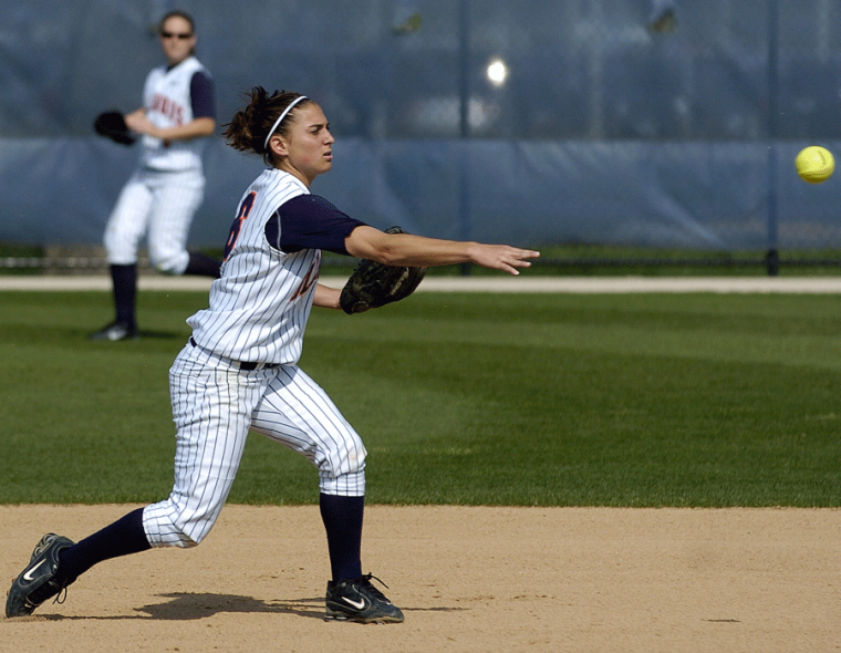 Illinois Danielle Zymkowitz throws out a runner during the game against Southern Illinois on April 30, 2008.

