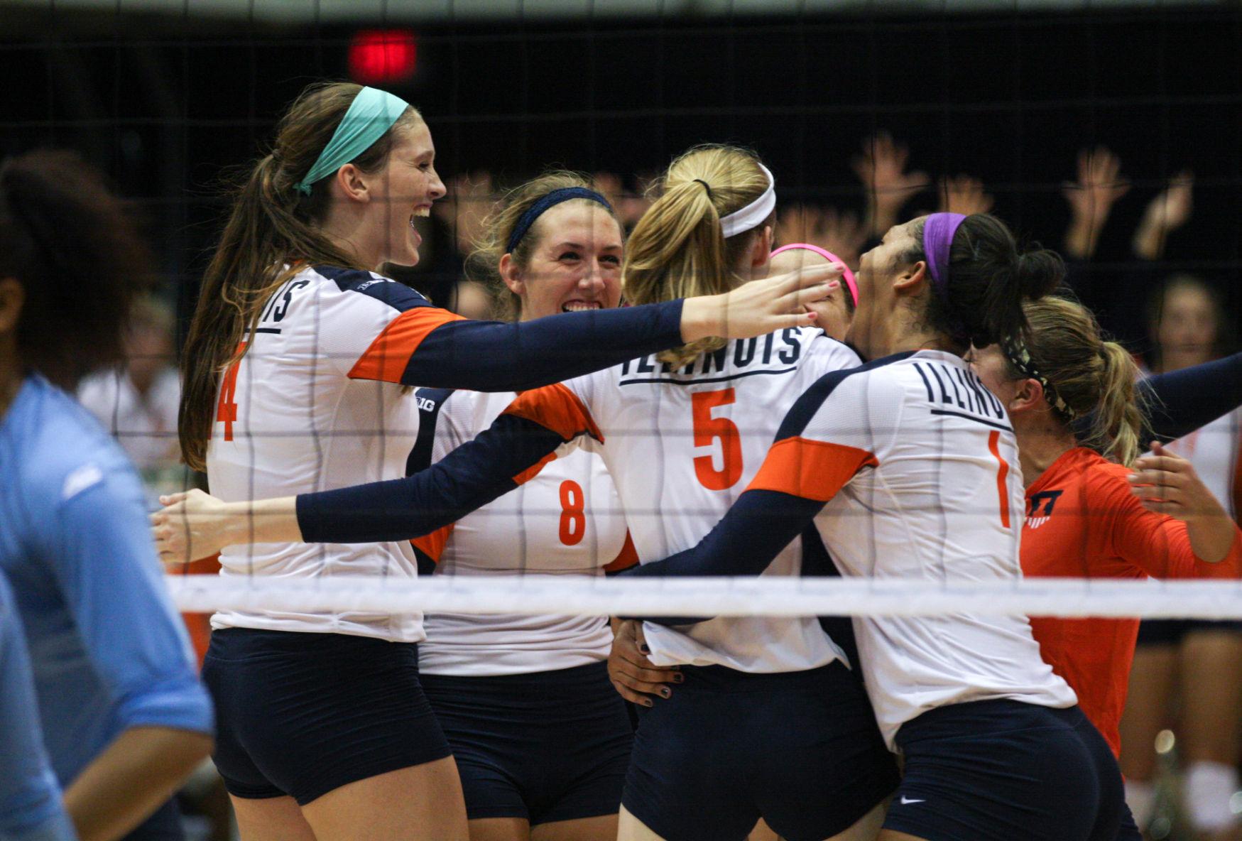 Illini Volleyball Works On Execution Before Blue Raider Bash - The 