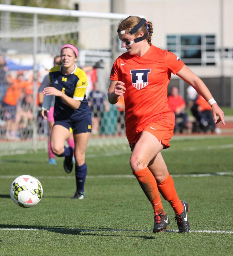 Illinois' Amy Feher chases down the ball during the game against Michigan on Oct. 26. Feher came close to scoring in the Illini's game against the Wisconsin Badgers on Wednesday. The Illini lost to the Badgers, 2-0.