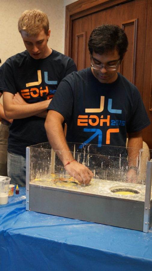 UIUC students demonstrated a dancing liquid at the Fluid Frenzy booth during EOH in the Mechanical Engineering Laboratory on Mar 14.