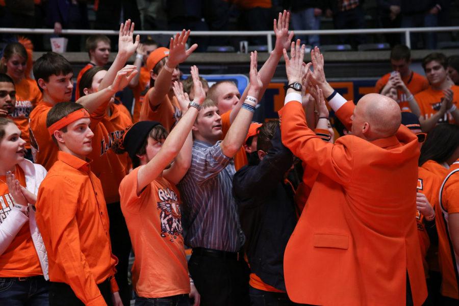 Illinois+head+coach+John+Groce+celebrates+a+win+with+the+Orange+Krush+after+the+game+against+Nebraska+at+State+Farm+Center%2C+on+Wednesday%2C+March+5.+Groce+landed+a+commitment+from+Charlotte+fifth-year+transfer+Mike+Thorne+on+Saturday.