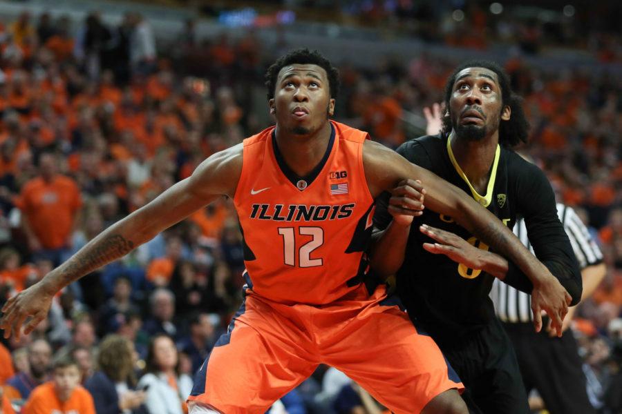 Leron Black (12) during Illinois's game against Oregon at the United Center in Chicago last season. The Illini face UIC there on Saturday with a chance to rise above .500.