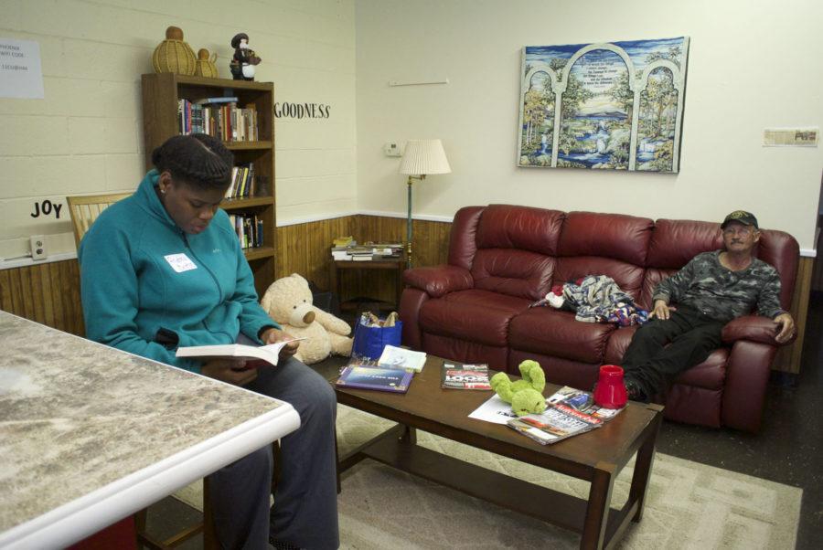 Volunteer Andrea Britton and Donald Todd at the Phoenix Daytime Drop-In Center on Wednesday, April 29.
