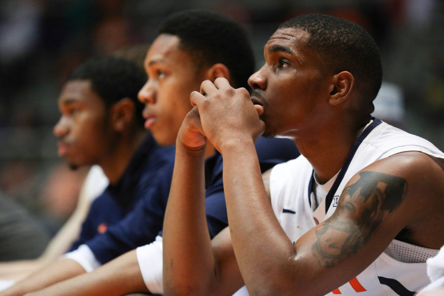 Illinois point guard Tracy Abrams tore his Achilles tendon and will be out for the 2015-2016 season, the school announced Tuesday. Abrams missed last season with a torn ACL. He redshirted last season and was expected to start for the 2015-2016 Illini.