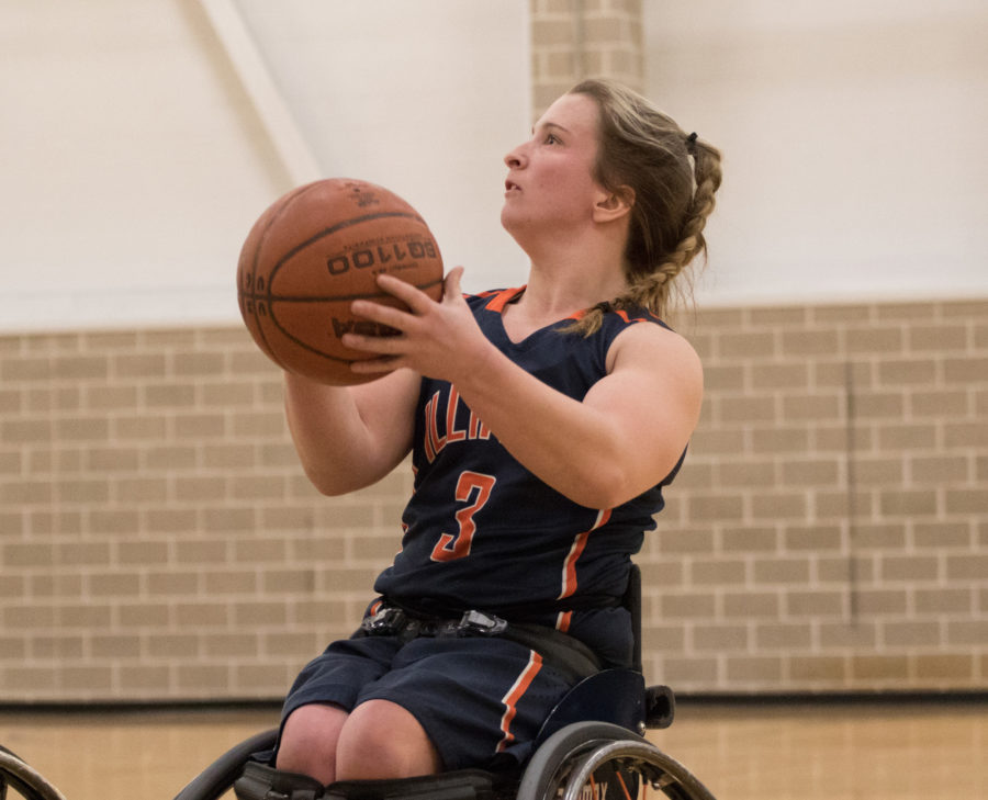 Illinois+Gail+Gaeng+readies+for+a+shot+during+the+wheelchair+basketball+game+against+Wisconsin-Whitewater+at+the+ARC+on+Feb.+13.+Gaeng+is+one+of+two+Illini+%26mdash%3B+the+other+is+Megan+Blunk+%26mdash%3B+who+qualified+for+the+2016+Rio+Paralympics+with+Team+USA.