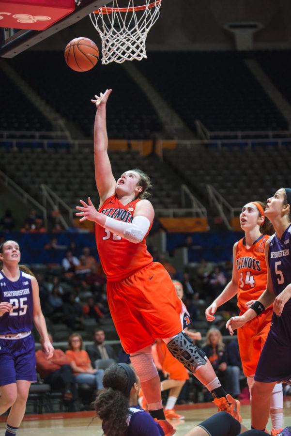 Illinois Chatrice White attempts a layup during the game versus Northwestern at the State Farm Center on Thursday.