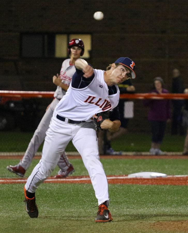 Illinois+Cody+Sedlock+%2829%29+throws+the+ball+to+first+base+during+the+baseball+game+v.+Indiana+at+Illinois+Field+on+Friday%2C+Apr.+17%2C+2015.+Illinois+won+5-1.