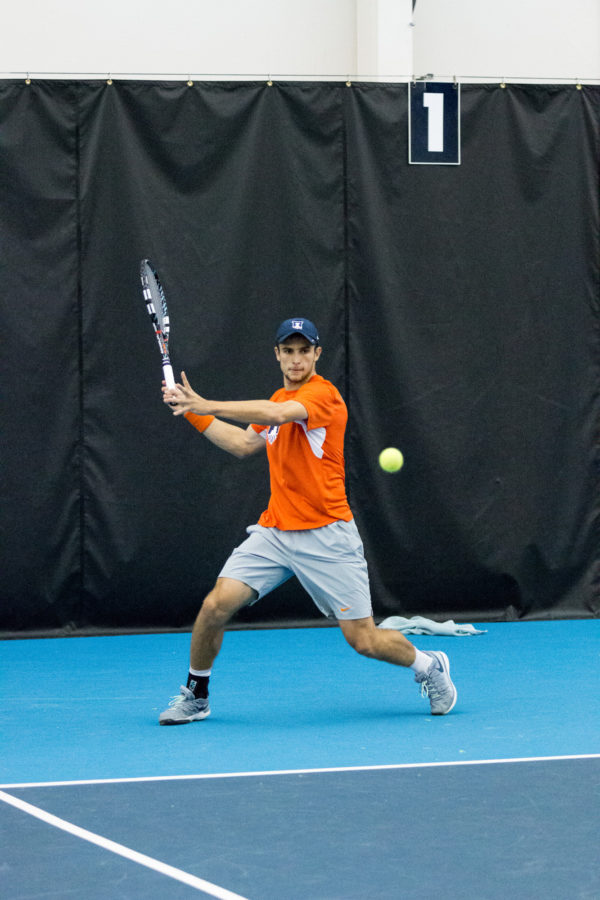 Illinois+Aleks+Vukic+gets+ready+to+return+the+ball+during+the+match+against+Notre+Dame+at+the+Atkins+Tennis+Center+on+Friday%2C+February+5.+The+Illini+won+5-2.