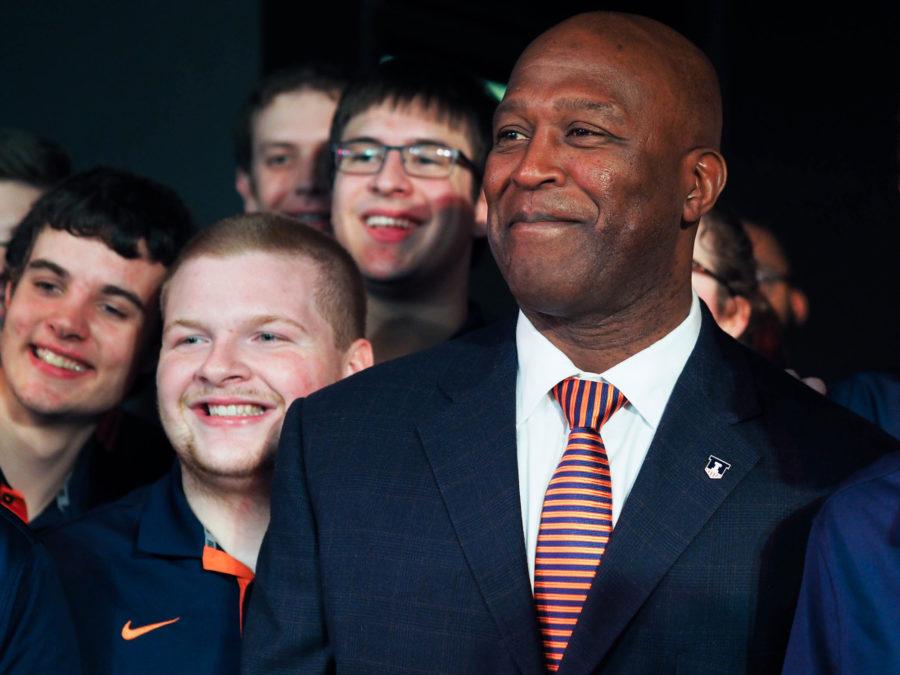 Lovie Smith thanks the Illini Marching Band in the Illini Union on March 7, 2016. Photo by Lily Katz