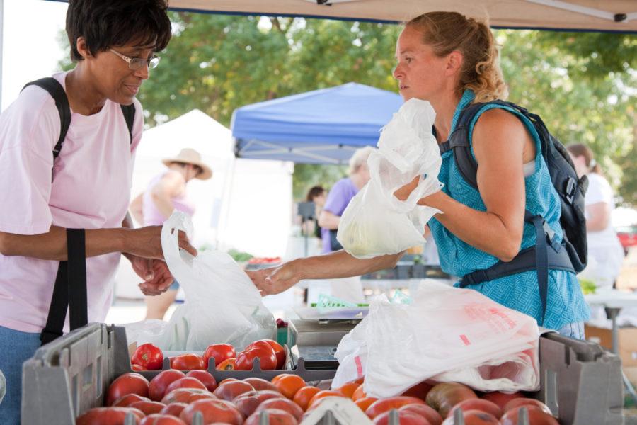 Both Champaign and Urbana have weekly farmers markets throughout the summer, providing opportunities to buy locally sourced goods. The Champaign market is on Tuesdays from 3:30 to 6:30 p.m. and the Urbana Market at the Square is on Saturdays from 7 a.m. to noon. 