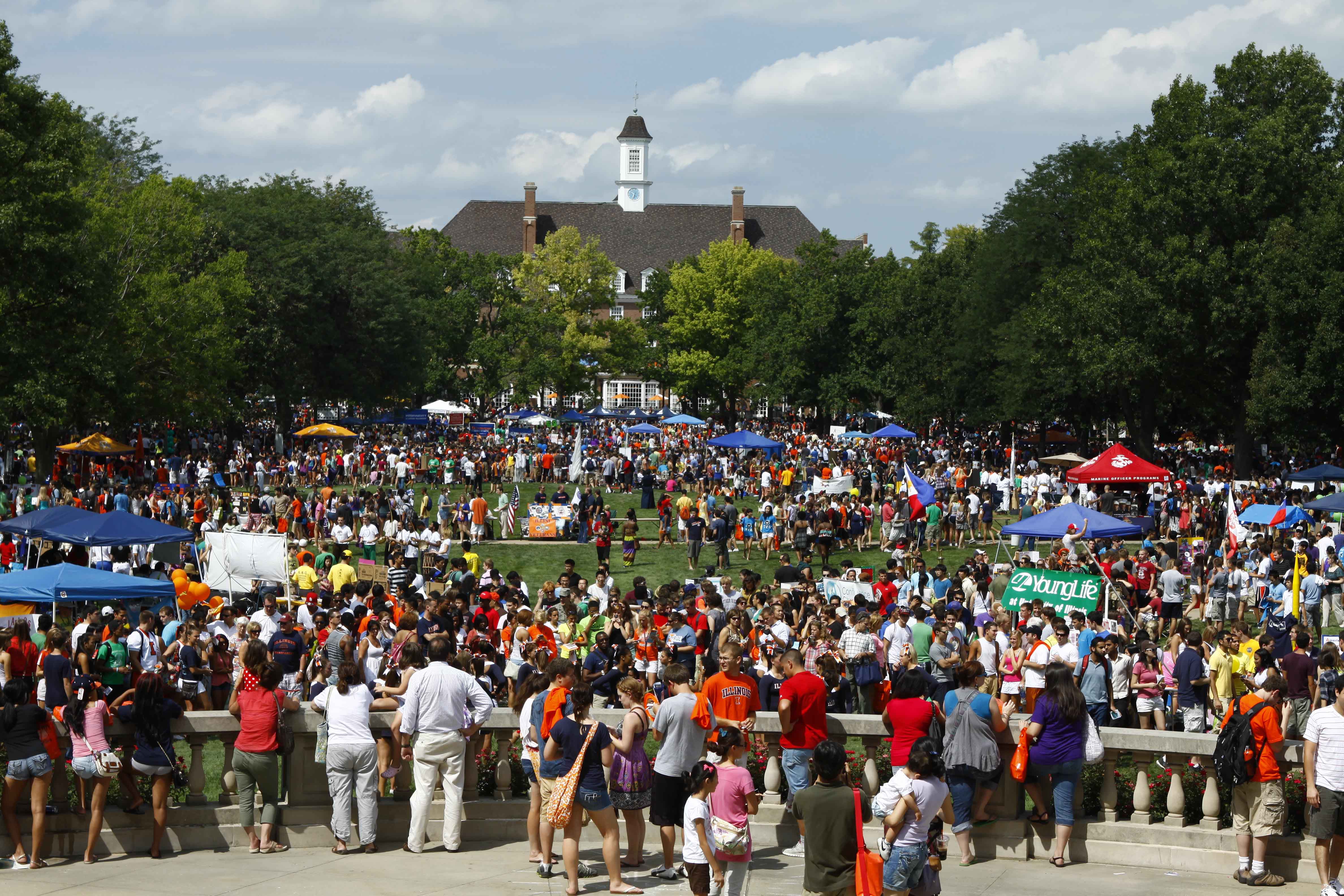 Experience Quad Day quickly and efficiently The Daily Illini