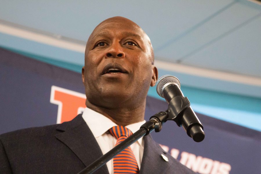 Lovie+Smith+responds+to+questions+at+his+press+conference+on+March+7%2C+2016.