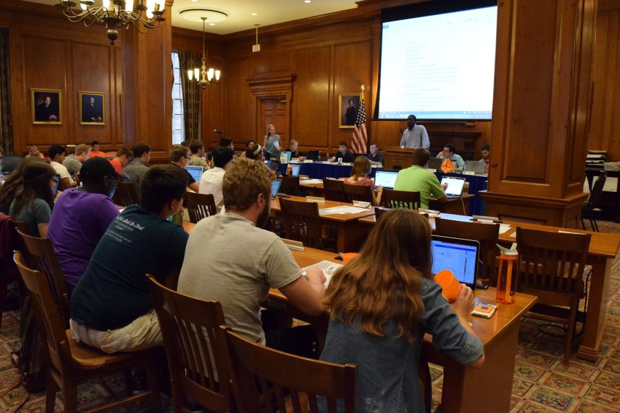 The Illinois Student Senate gathers in the Illini Union. The group is voting to ratify a new constitution. 