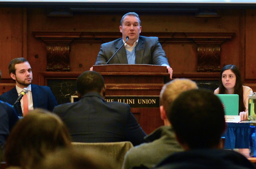 Senator Scott Bennett addresses the student senate regarding financial issues in the Illini Union on February 3, 2016.