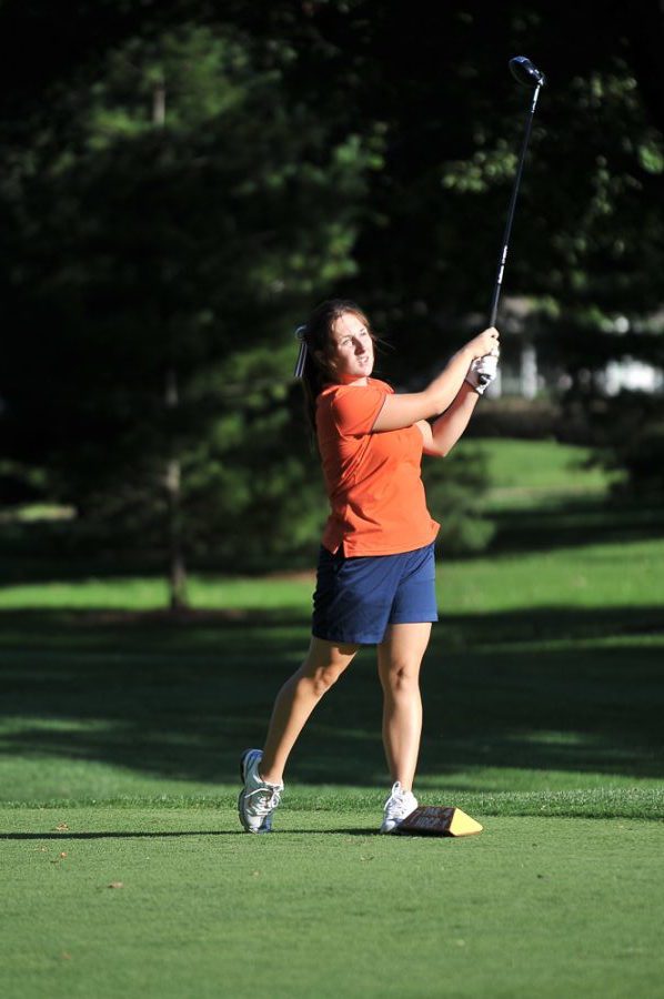 Tristyn Nowlin takes a swing for the Illini Womens Golf team on Sept. 18, 2008.