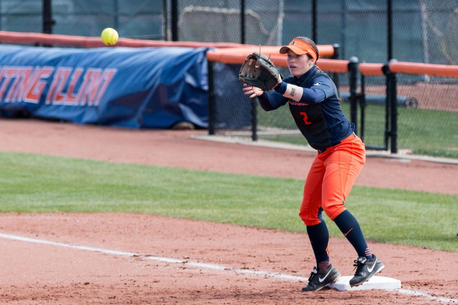 Illinois first baseman Alyssa Gunther gets ready to catch the ball during game two of the series against Nebraska at Eichelberger Field on Saturday, April 2.