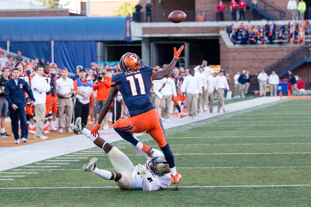 Illinois+wide+receiver+Malik+Turner+%2811%29+gets+ready+to+catch+a+ball+that+he+tipped+during+the+game+against+Purdue+at+Memorial+Stadium+on+October+8.+The+Illini+lost+34-31.