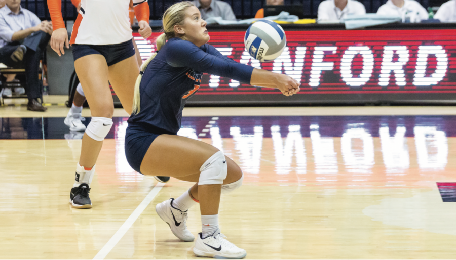 Ilinois defensive specialist Brandi Donnelly passes the ball during the match against Stanford at Huff Hall on Friday, Sept. 8. The Illini lost 3-0.