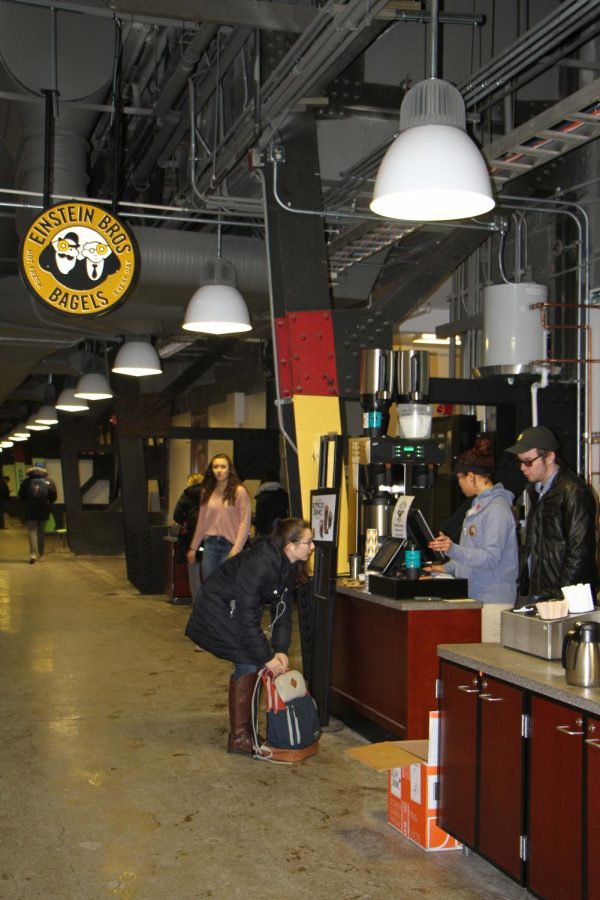 Students+can+now+get+bagels+and+coffee+on+their+way+to+class+with+the+new+Einstein+Bros.+Bagels+%E2%80%9Cgrab-and-go%E2%80%9D+kiosk+on+the+first+floor+of+the+Armory.+