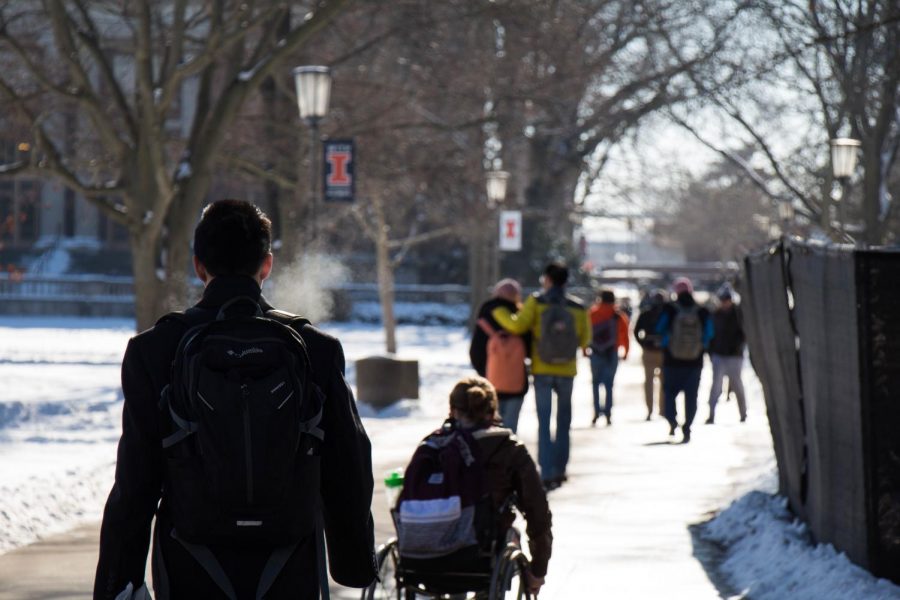 Students walking on the quad on Jan 17th, 2018.