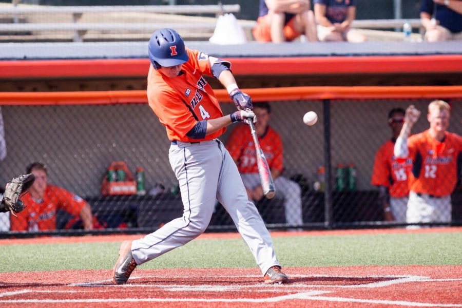 Illini split first two games of Buckeyes series