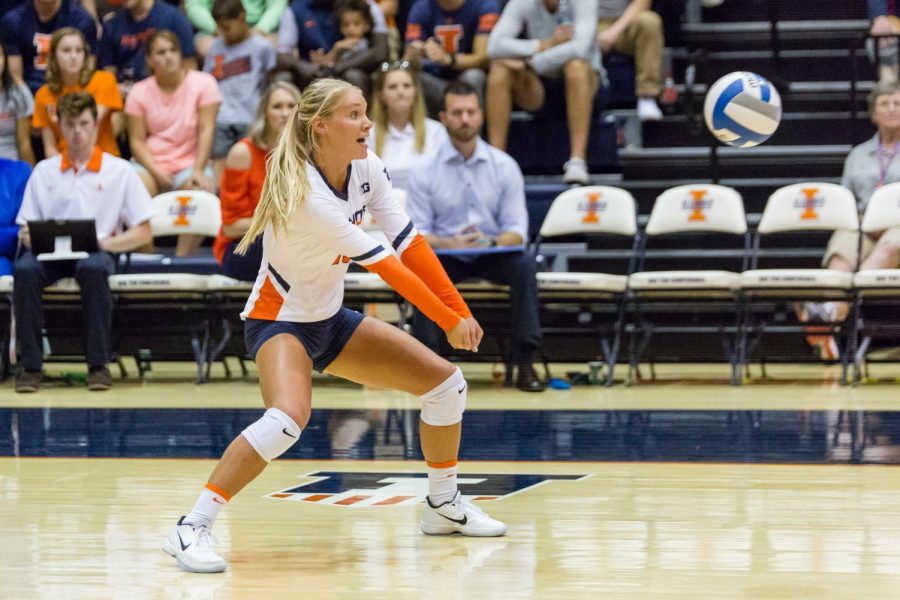 Illinois defensive specialist Morgan O’Brien passes the ball during the match against Stanford at Huff Hall on Sept. 8. The Illini lost 3-0.