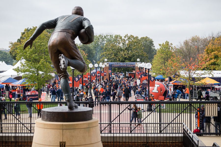 Illini+football+fans+fill+Grange+Grove+before+the+game+against+Purdue+at+Memorial+Stadium+on+Oct.+13.+Thad+Ward%2C++Illini+running+back+coach%2C+is+saying+farewell+to+Illinois+to+work+at+Temple+University.