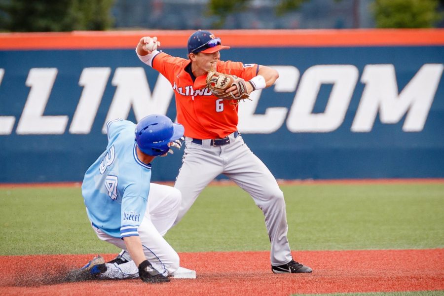 Illinois+second+baseman+Michael+Massey+throws+the+ball+to+first+for+a+double+play+during+the+exhibition+game+against+Indiana+State+at+Illinois+Field+on+Sept.+22.+The+Illini+tied+5-5.+Massey+was+placed+in+the+top-10+Big+Ten+Division+I+MLB+Prospect+list+with+several+other+Illini+players.