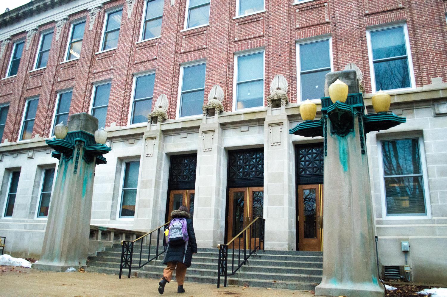 Pritzker appoints 5 new members to UI Board of Trustees The Daily Illini