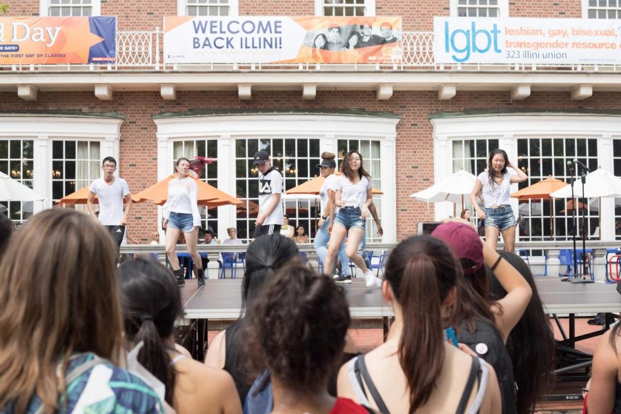 A RSO performs on a stage in front of the Illini Union during Quad Day on Aug. 26. Welcome week is full of events and the excitement of a new semester with lots to bring, but it is important to remember to consider setting productive habits early on in the semester.