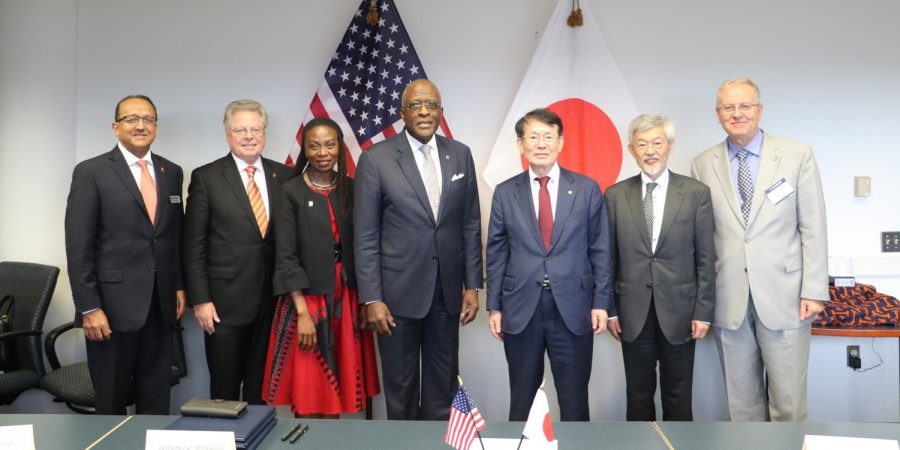 Kyushu University and the University renewed their academic exchange agreement. The University hopes to advance low-carbon emissions, cost-effective energy systems and the improvement of energy efficiency.