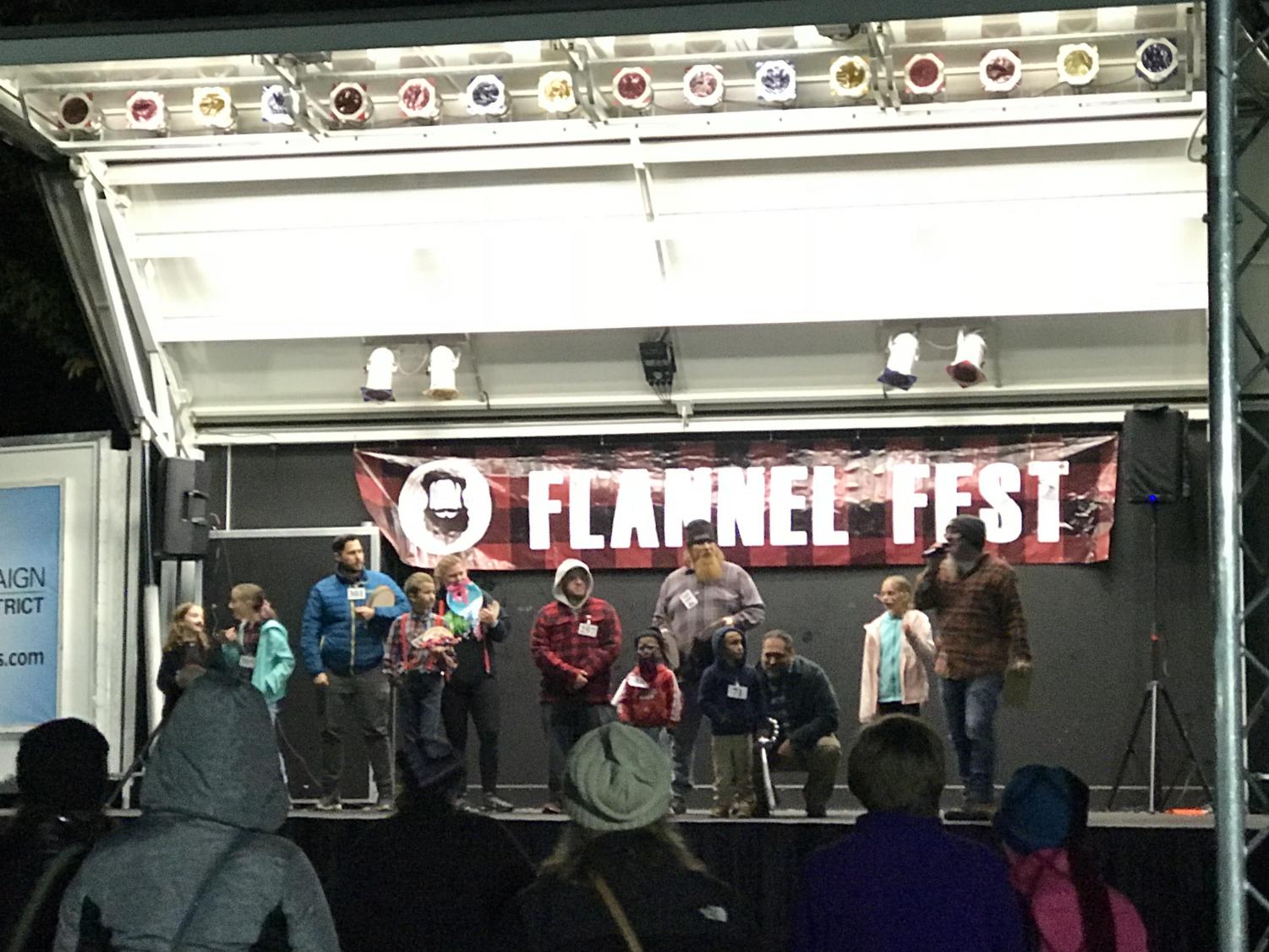 Flannel Fest offers fun fall festivities The Daily Illini