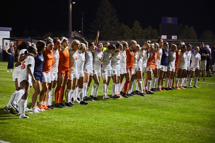 The+Illini+soccer+team+celebrates+after+defeating+Northwestern+3-1+on+Sep.+20.+Illinois+lost+to+Iowa+and+Nebraska+this+past+week.+