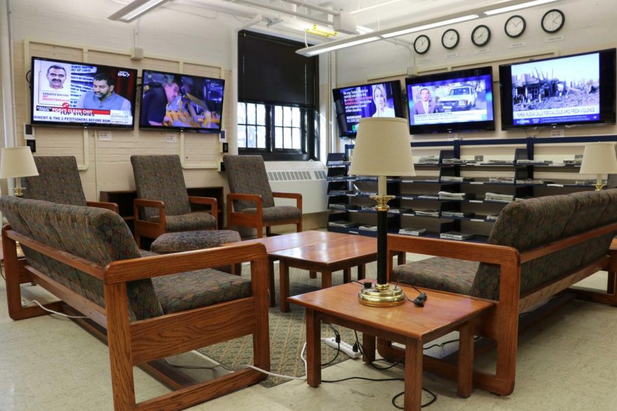 The Communications Library is located inside the Gregory Hall near the west entrance. It features a quiet study floor as well as an interactive media basement.