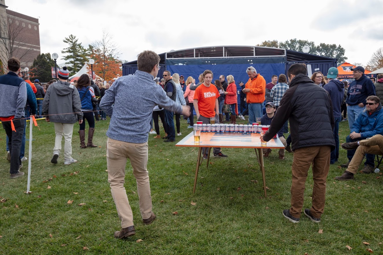 Opinion  Legends is my campus bar of choice - The Daily Illini