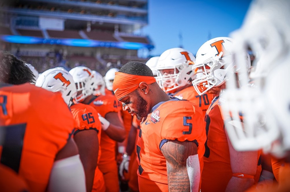 Illinois offensive lineman, and Peoria native, Kendrick Green declares for NFL  Draft