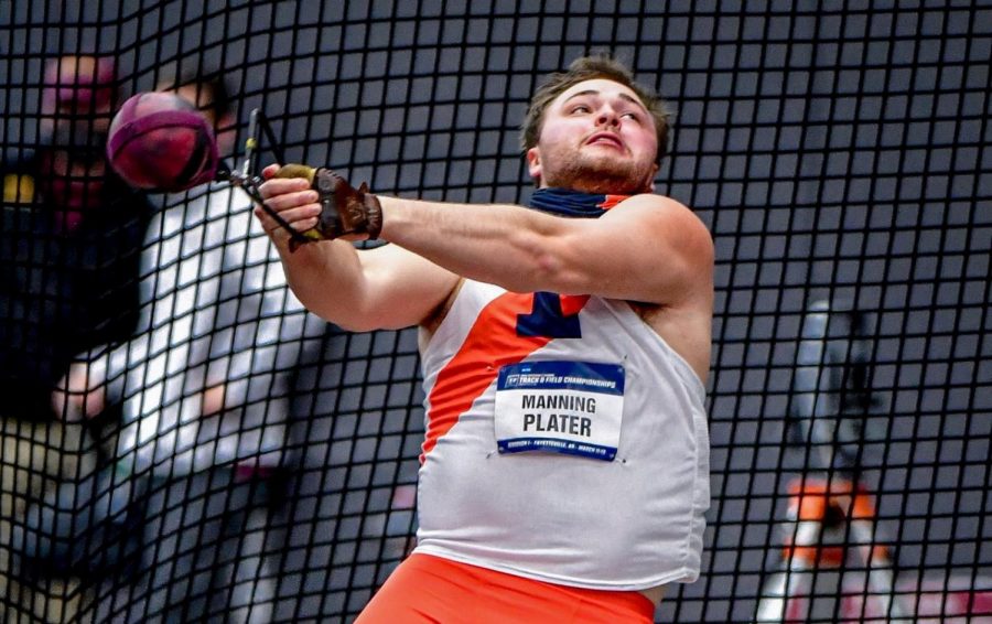 Manning+Platter+begins+to+spin+during+the+indoor+weight+throw+event.+The+Illinois+track+%26+field+team+will+compete+in+Bloomington%2C+Indiana+again+this+weekend+at+the+second+Big+Ten+Invitational.