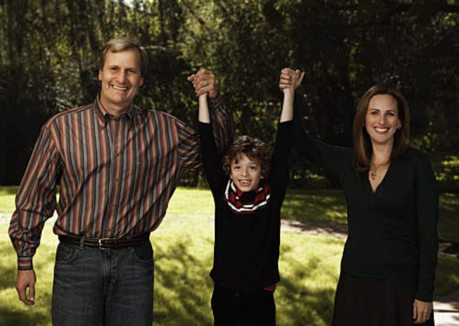 Jeff Daniels, Marlee Martin, and Noah Valencia star in “Sweet Nothing in My Ear”. The film was released on April 20, 2008. 