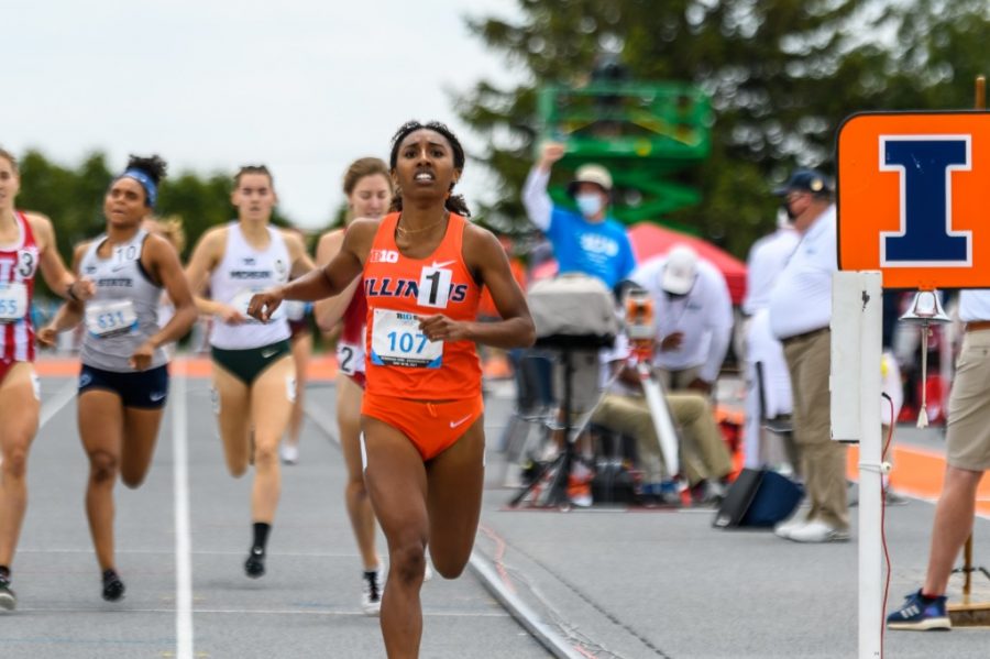 Sophomore Olivia Howell runs in the distance piece of track and field during the May 16 Big Ten Track Outdoor Championships. Three players will be competing for Illinois in different events during the NCAA Outdoor Championships.