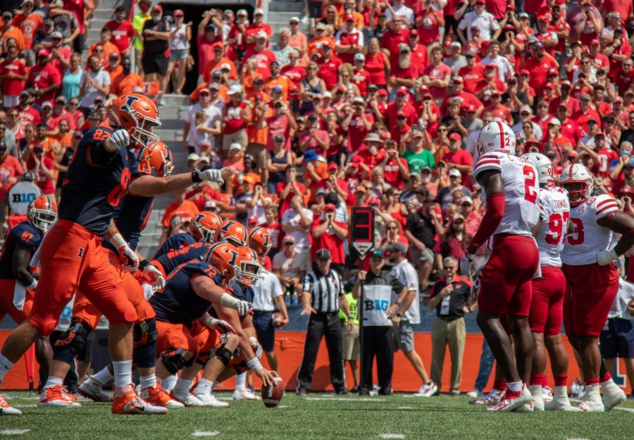 Illinois+gets+set+at+the+line+of+scrimmage+before+a+play+against+Nebraska+on+Aug.+28.+The+Illini+will+welcome+the+UTSA+Roadrunners+on+Saturday+and+look+to+improve+to+2-0.