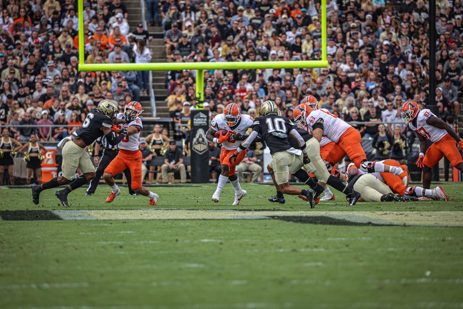 Illinois Football Falls To Purdue In Low-scoring Affair, Falls In ...