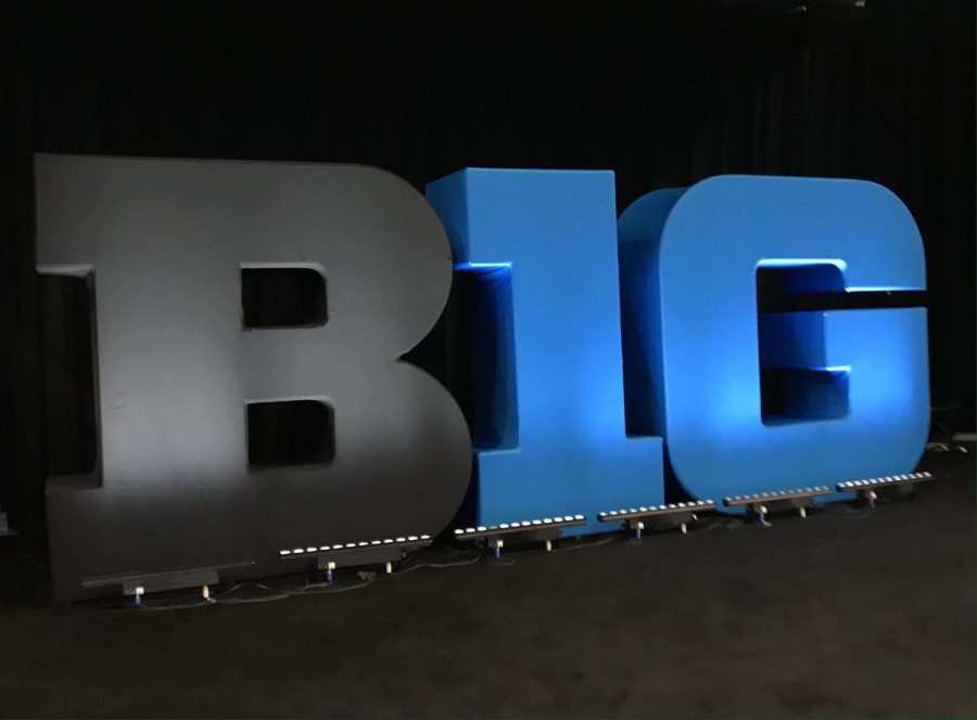 The+Big+Ten+logo+at+the+conferences+media+days+on+Thursday+in+Gainbridge+Fieldhouse+in+Indianapolis.+Some+of+the+biggest+talking+points+at+the+event+were+the+equity+for+mens+and+womens+basketball%2C+new+opportunities+through+NIL+and+transfer+rules+and+Michigan+and+Illinois+basketballs+rivalry.